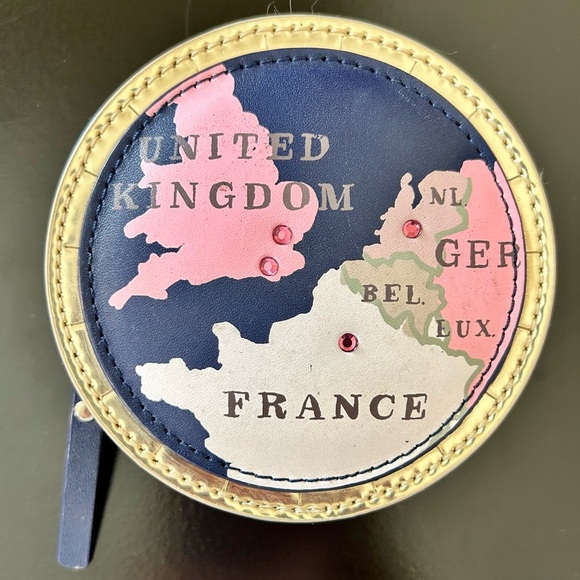 kate spade Handbags - Kate Spade Expand Your Horizons around Coin Purse